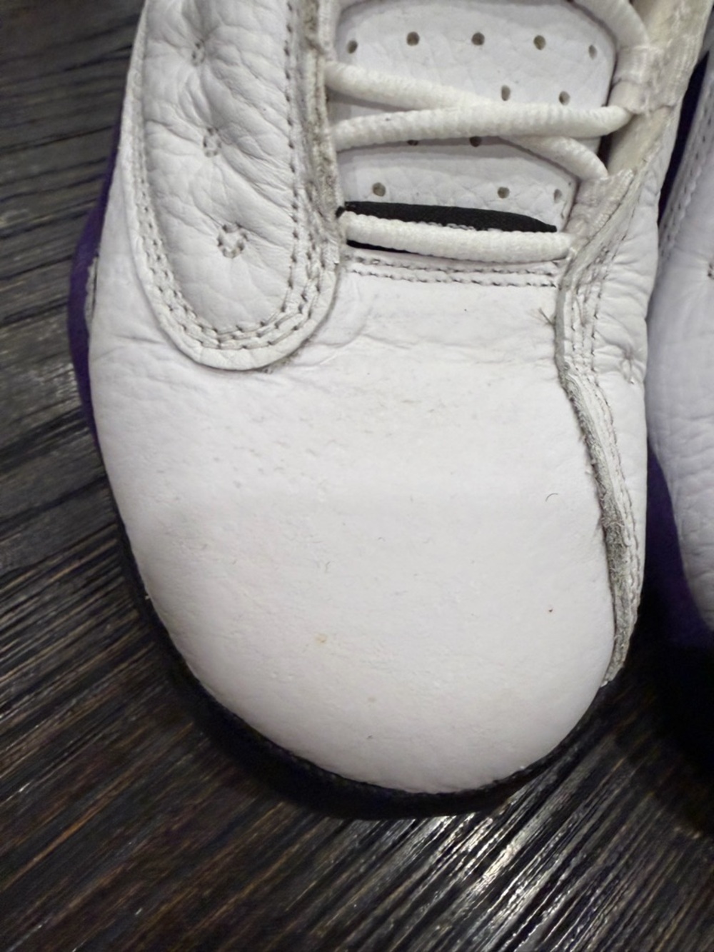 Air Jordan 13 Retro Lakers size 6Y - Picture 6 of 11